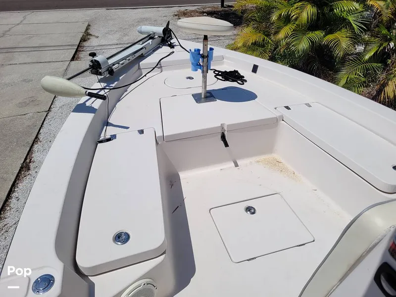 Slide: The Image of Pathfinder 2200 V 2005 - 14302750