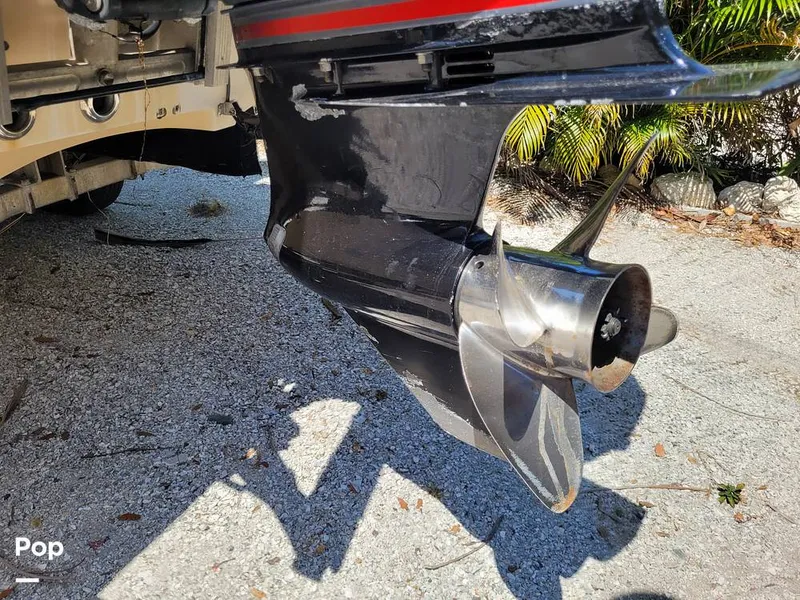 Slide: The Image of Pathfinder 2200 V 2005 - 14302755