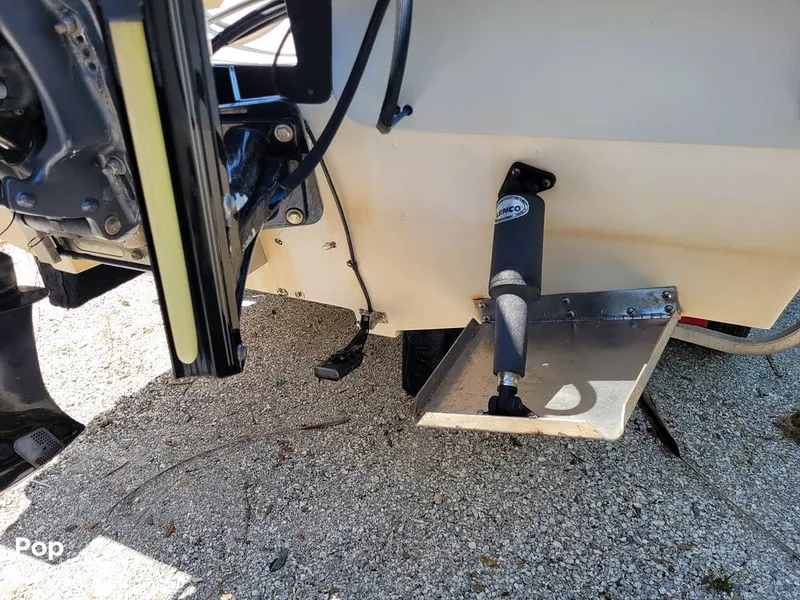 Slide: The Image of Pathfinder 2200 V 2005 - 14302758