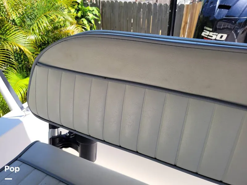 Slide: The Image of Pathfinder 2200 V 2005 - 14302774