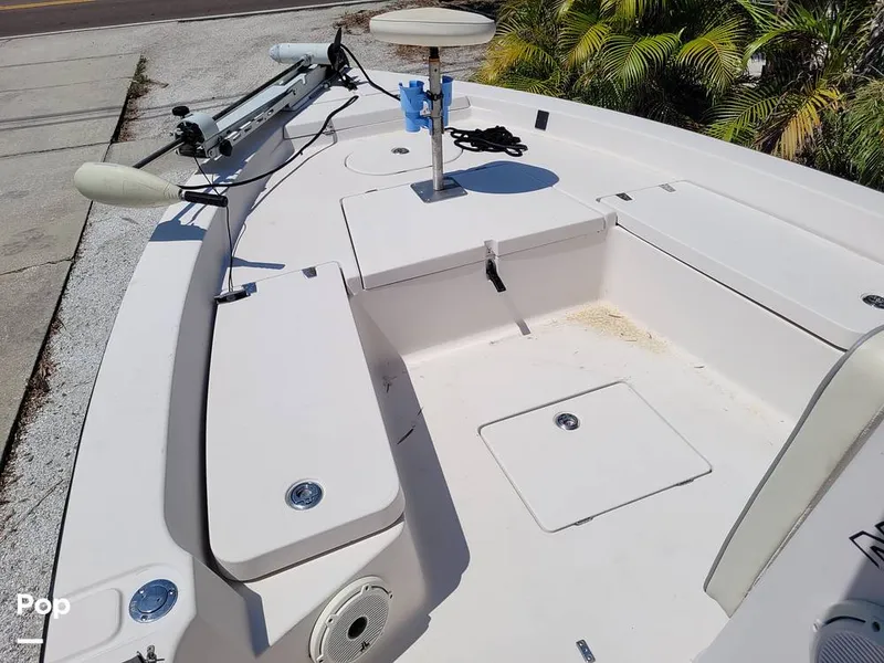 Slide: The Image of Pathfinder 2200 V 2005 - 14302807