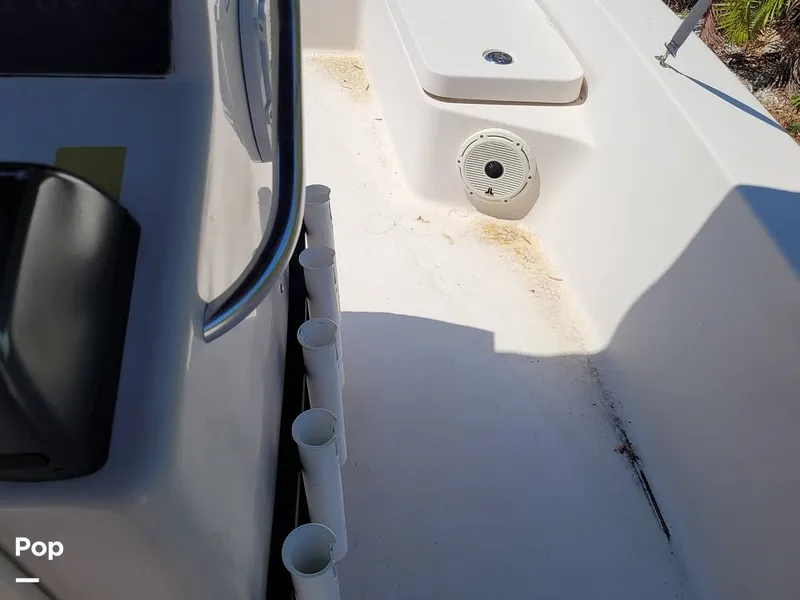 Slide: The Image of Pathfinder 2200 V 2005 - 14302811