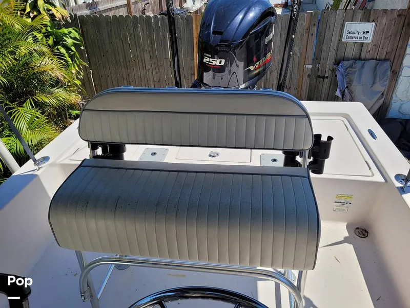 Slide: The Image of Pathfinder 2200 V 2005 - 14302749