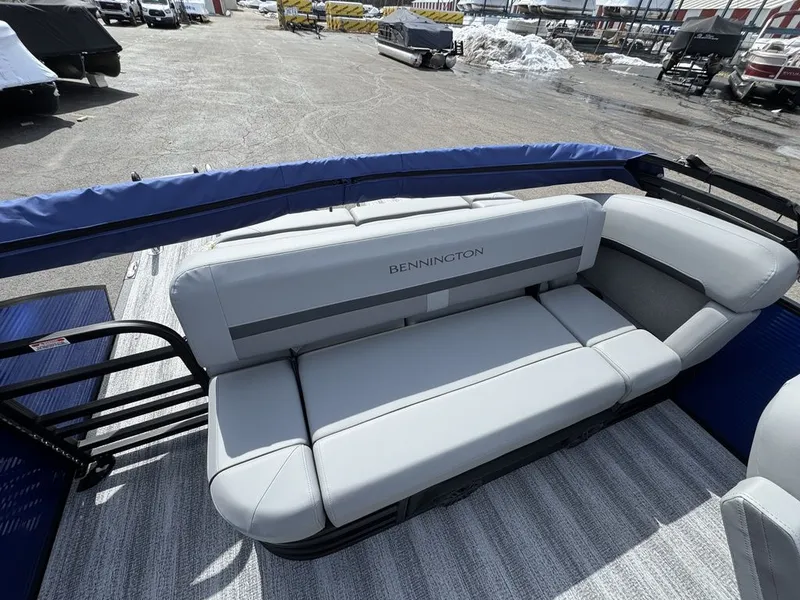 Slide: The Image of Bennington 23 M1 SWINGBACK 2026 - 27