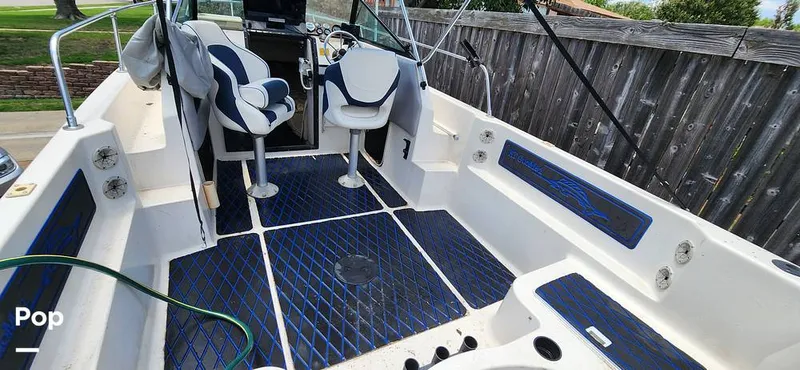 Slide: The Image of Seaswirl 2150 Striper 1995 - 14443711