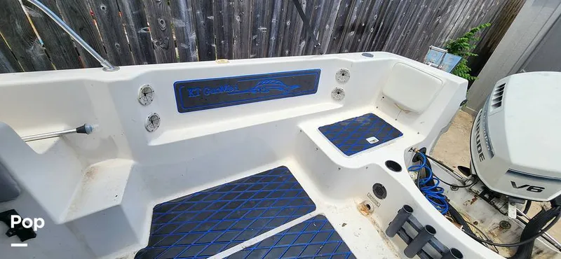Slide: The Image of Seaswirl 2150 Striper 1995 - 14443706