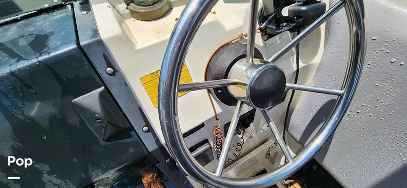 Slide: The Image of Seaswirl 2150 Striper 1995 - 14443673