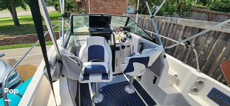 Slide: The Image of Seaswirl 2150 Striper 1995 - 14443685