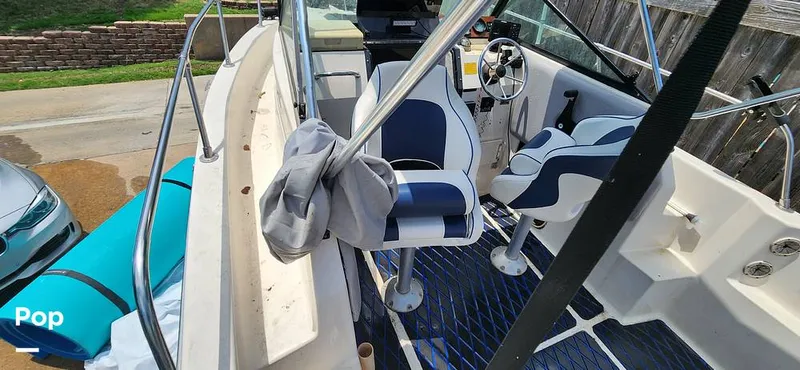 Slide: The Image of Seaswirl 2150 Striper 1995 - 14443684