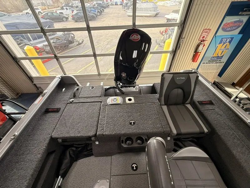 Slide: The Image of Lund 1775 Impact XS Sport 2026 - 5