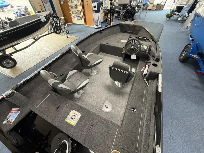 Slide: The Image of Lund 1650 Rebel XL SS 2026 - 6