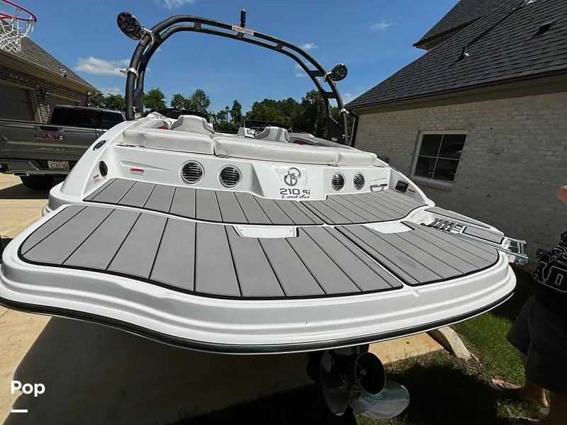 Slide: The Image of Tahoe 210 Si Limited 2022 - 14242318