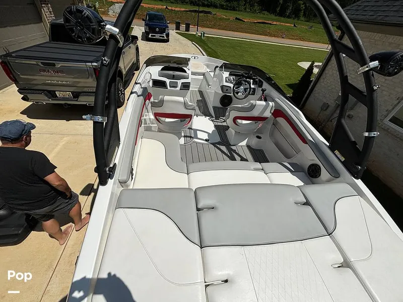 Slide: The Image of Tahoe 210 Si Limited 2022 - 14242321