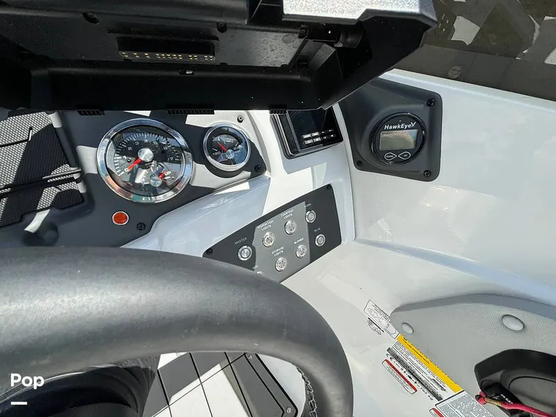 Slide: The Image of Tahoe 210 Si Limited 2022 - 14242332