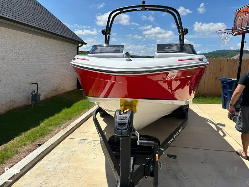 Slide: The Image of Tahoe 210 Si Limited 2022 - 14242303