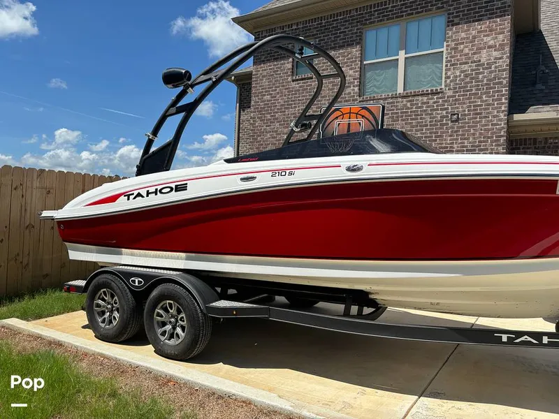 Slide: The Image of Tahoe 210 Si Limited 2022 - 14242411