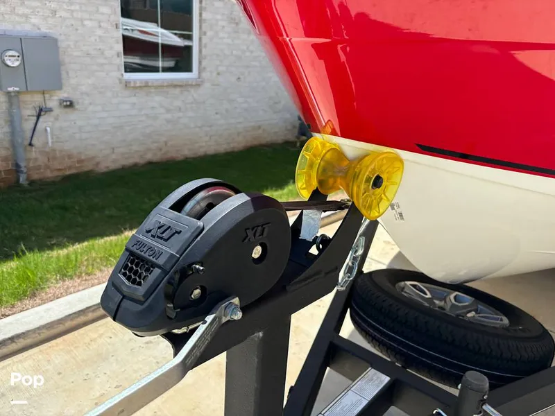 Slide: The Image of Tahoe 210 Si Limited 2022 - 14242435