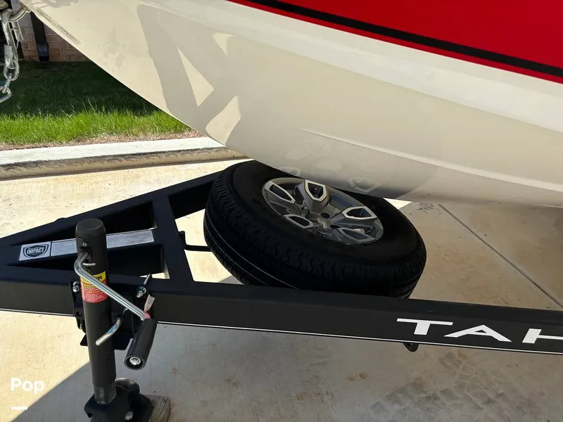 Slide: The Image of Tahoe 210 Si Limited 2022 - 14242434