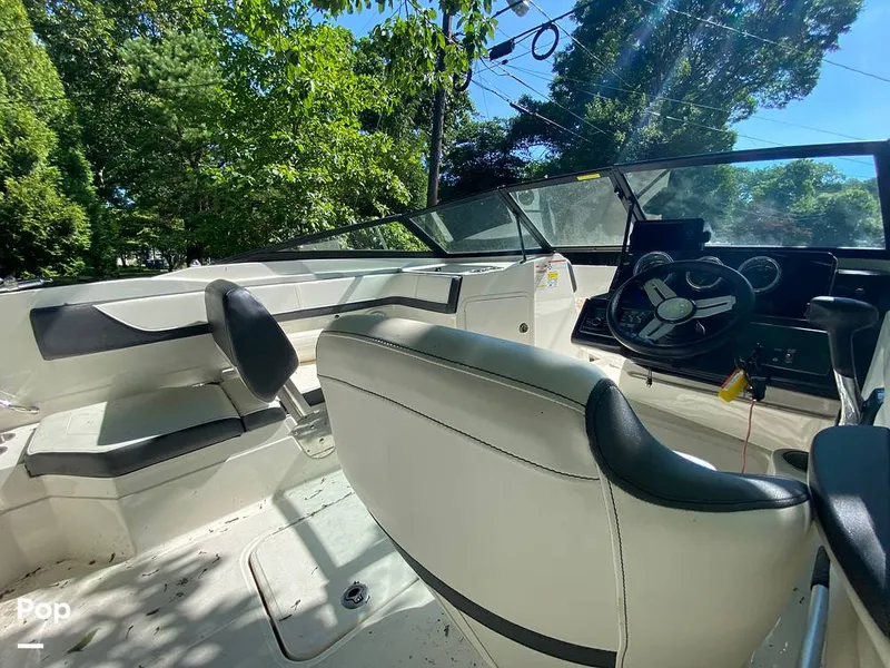 Slide: The Image of Sea Ray 21 SPX OB 2018 - 14457713