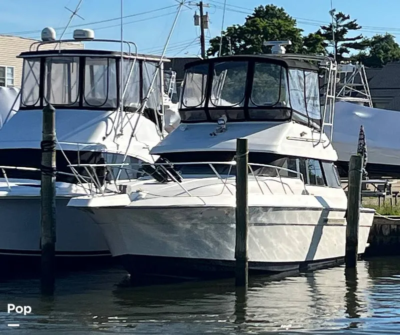 The Image of Silverton 34 Convertible 1990 - 14070878