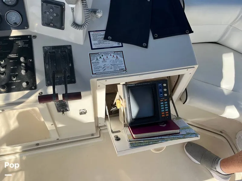 Slide: The Image of Silverton 34 Convertible 1990 - 14099186