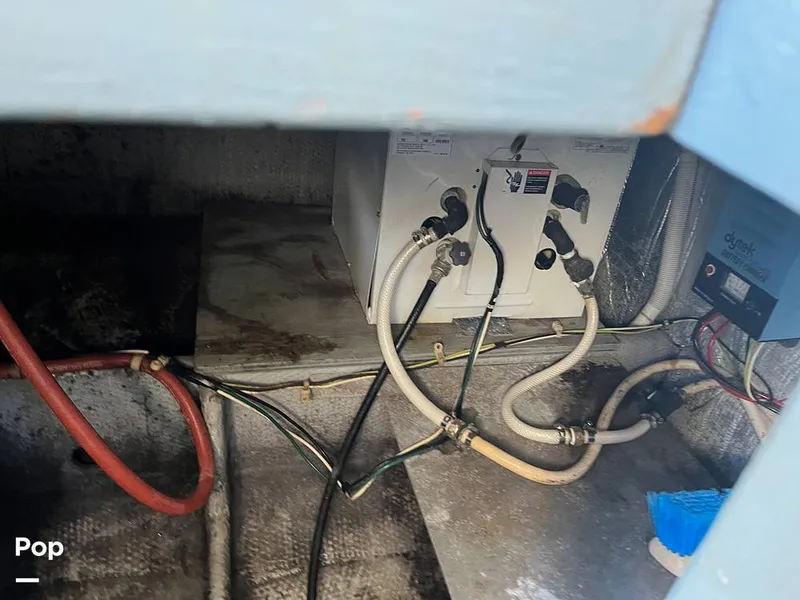 Slide: The Image of Silverton 34 Convertible 1990 - 14099230