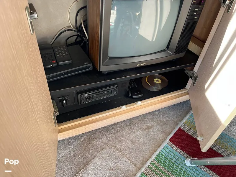 Slide: The Image of Silverton 34 Convertible 1990 - 14099244