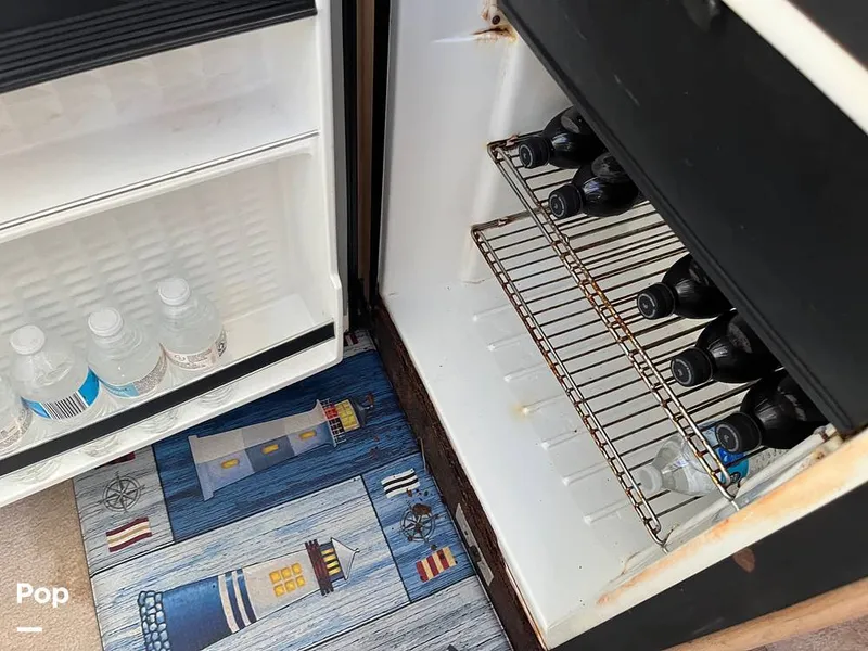 Slide: The Image of Silverton 34 Convertible 1990 - 14099247