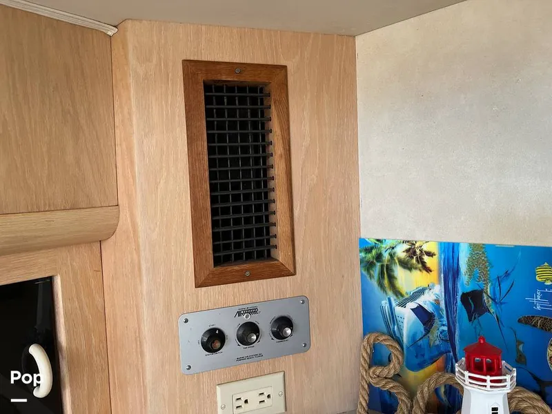 Slide: The Image of Silverton 34 Convertible 1990 - 14099257