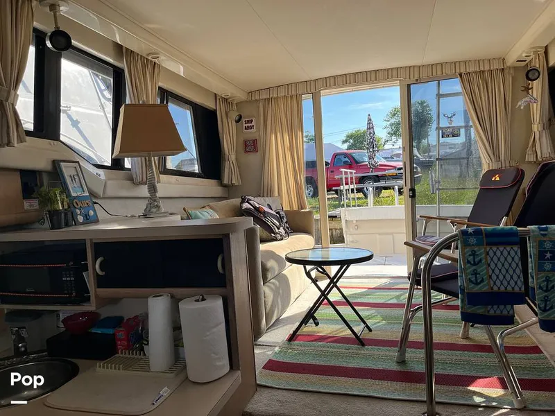 Slide: The Image of Silverton 34 Convertible 1990 - 14099285