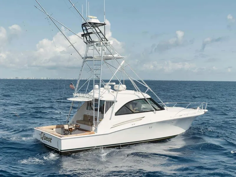 Slide: The Image of Hatteras 45 Express 2016 - 2