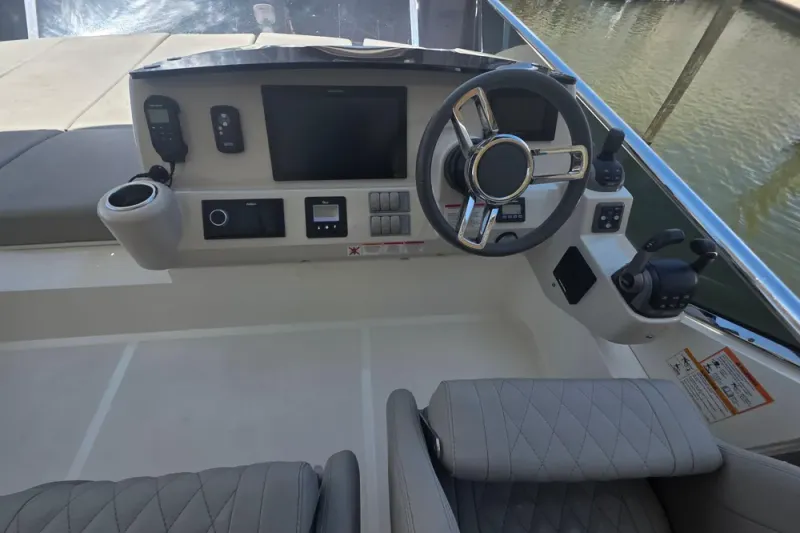 Slide: The Image of Absolute 47 Fly 2021 - 11