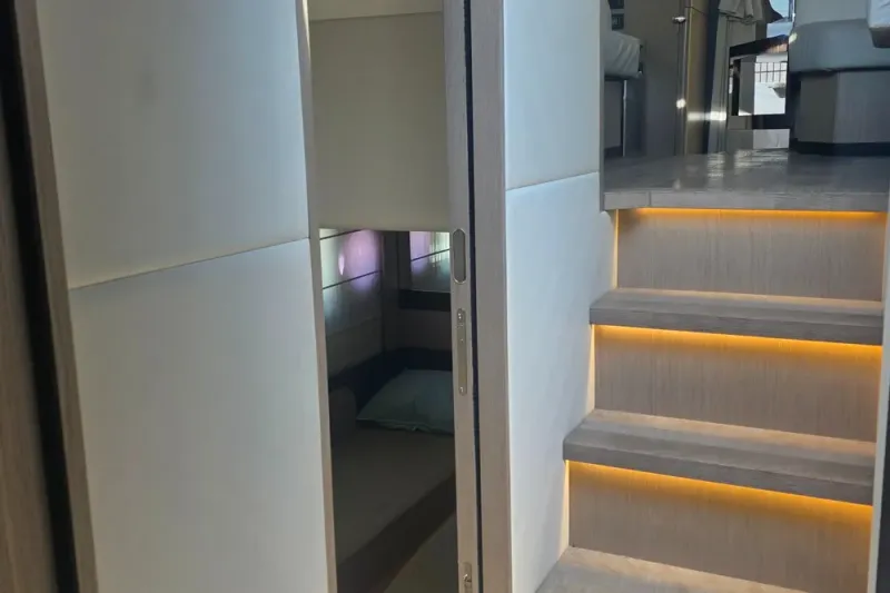 Slide: The Image of Absolute 47 Fly 2021 - 26