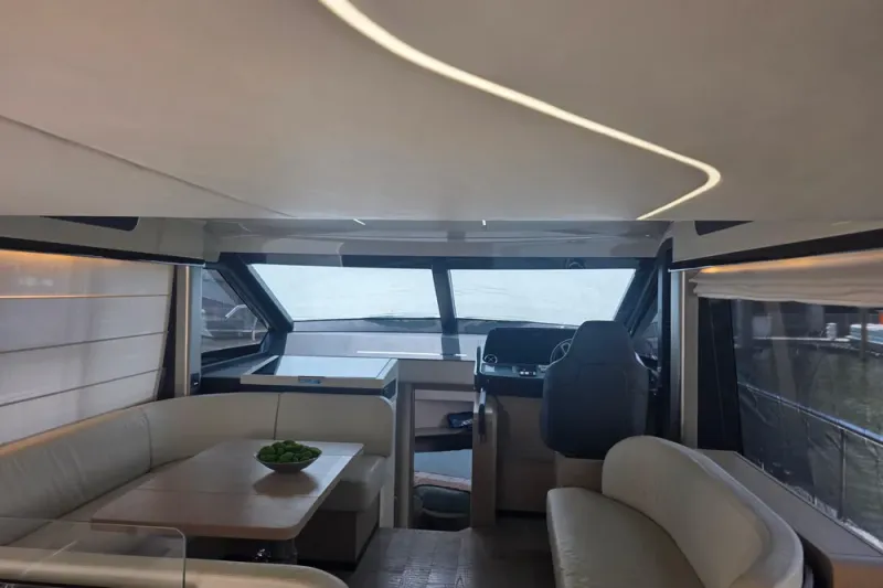 Slide: The Image of Absolute 47 Fly 2021 - 44