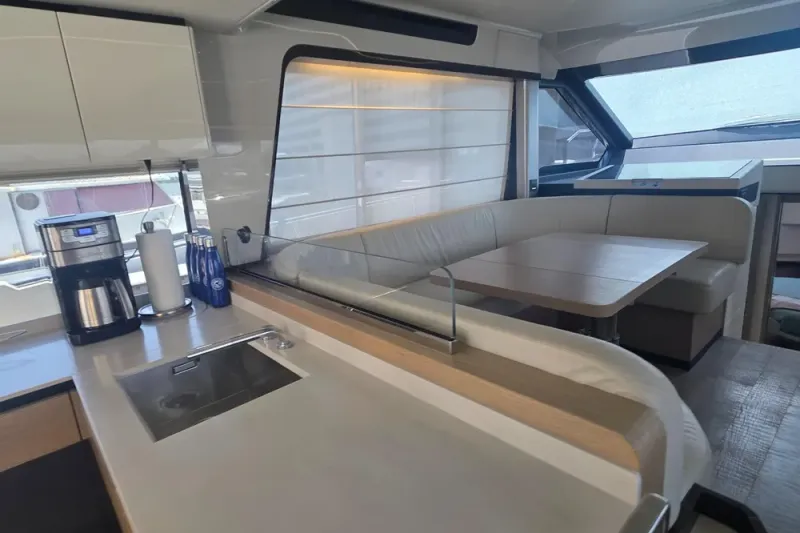 Slide: The Image of Absolute 47 Fly 2021 - 47