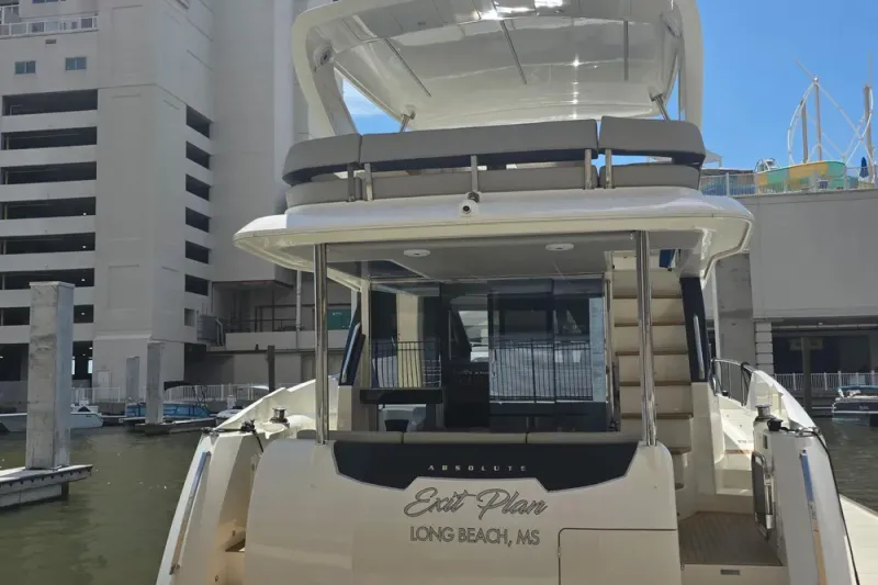 Slide: The Image of Absolute 47 Fly 2021 - 9