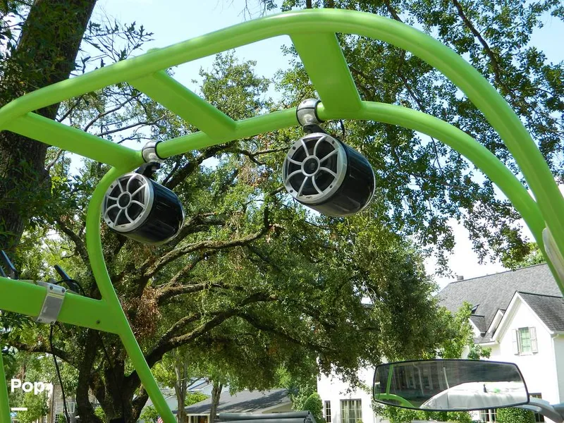 Slide: The Image of Exterior Speakers - 14567077
