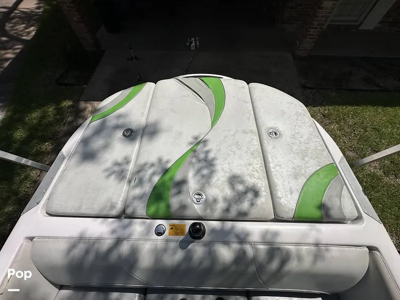 Slide: The Image of Sun Pad - Aft - 14567659