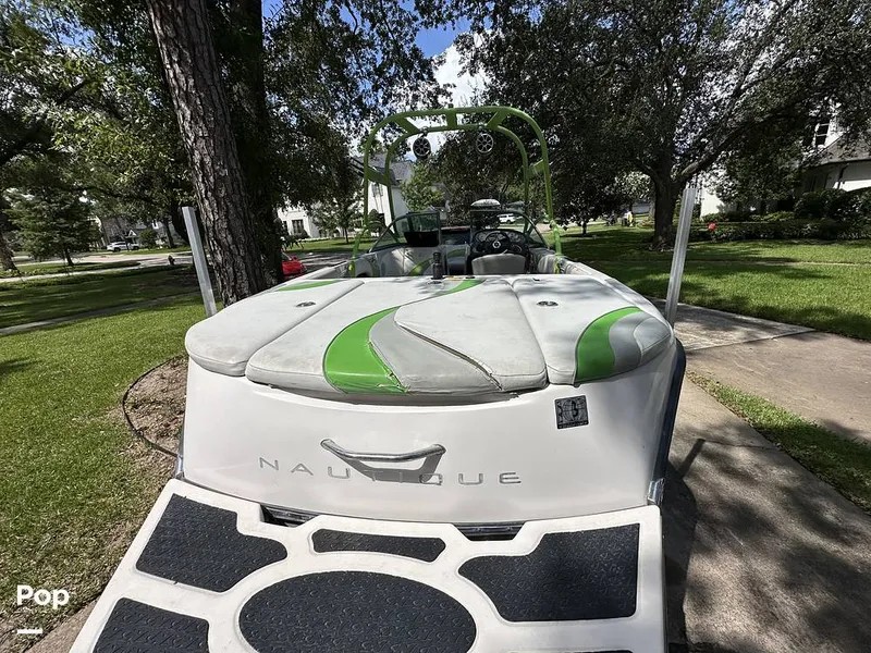 Slide: The Image of Nautique Super Air 210TE 2004 - 14567676