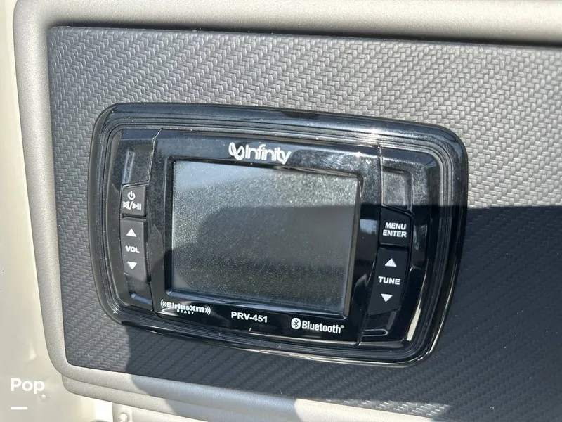 Slide: The Image of Ranger Reatta 1850MS 2021 - 14185541