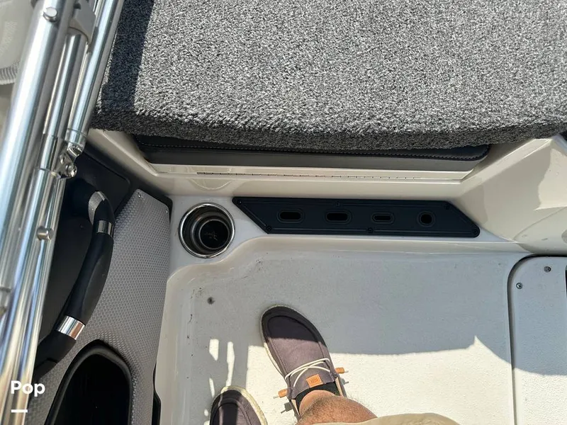 Slide: The Image of Ranger Reatta 1850MS 2021 - 14185512