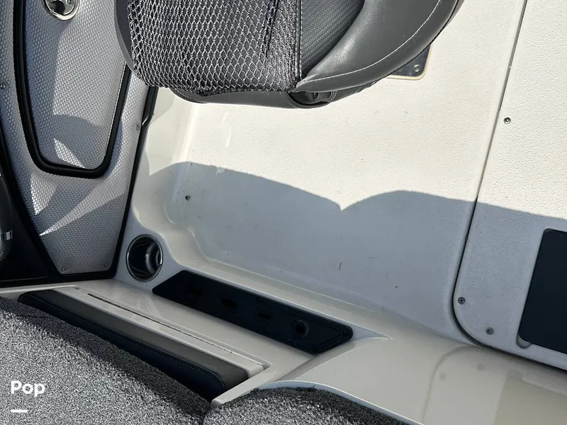 Slide: The Image of Ranger Reatta 1850MS 2021 - 14185515