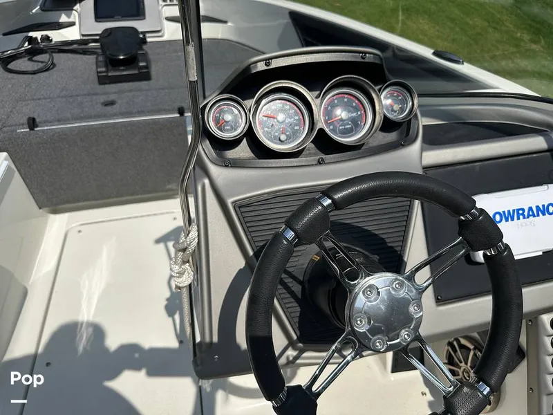 Slide: The Image of Ranger Boats Reatta 1850MS 2021 - 14185537