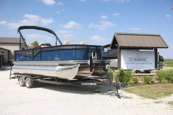 The Image of LOWE LF214 - 0