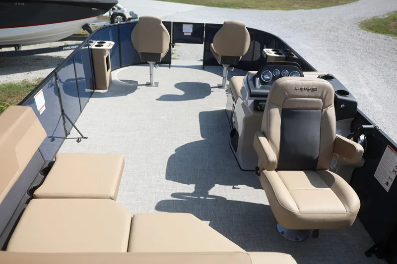 Slide: The Image of LOWE LF214 2026 - 10