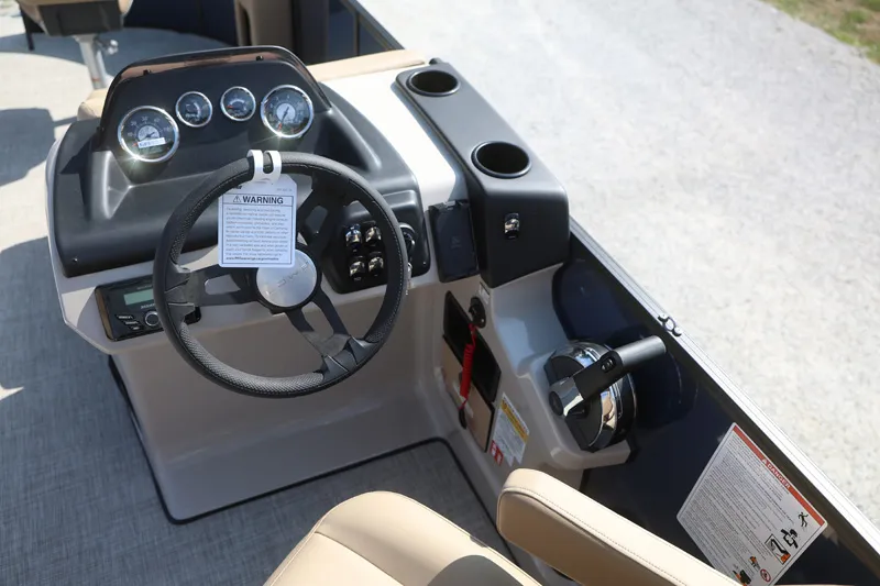 Slide: The Image of LOWE LF214 2026 - 16