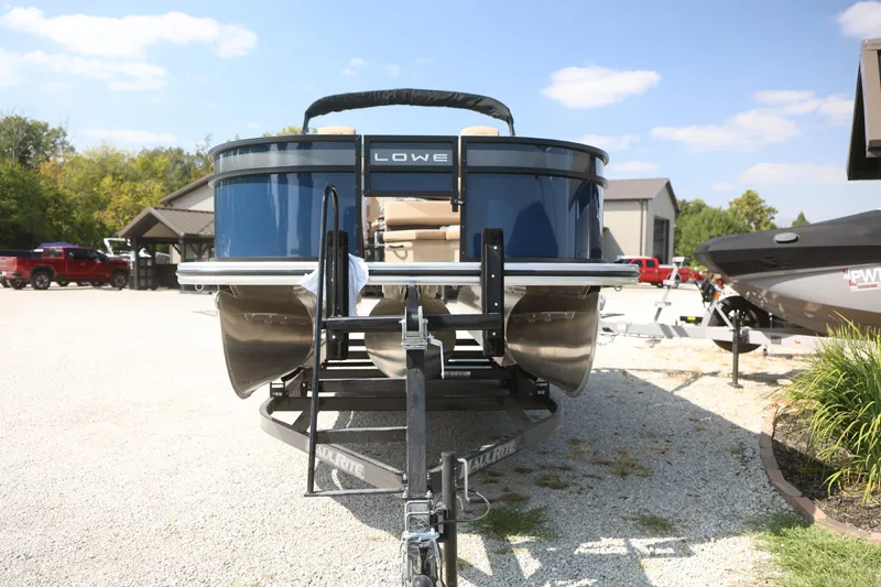 Slide: The Image of LOWE LF214 2026 - 5