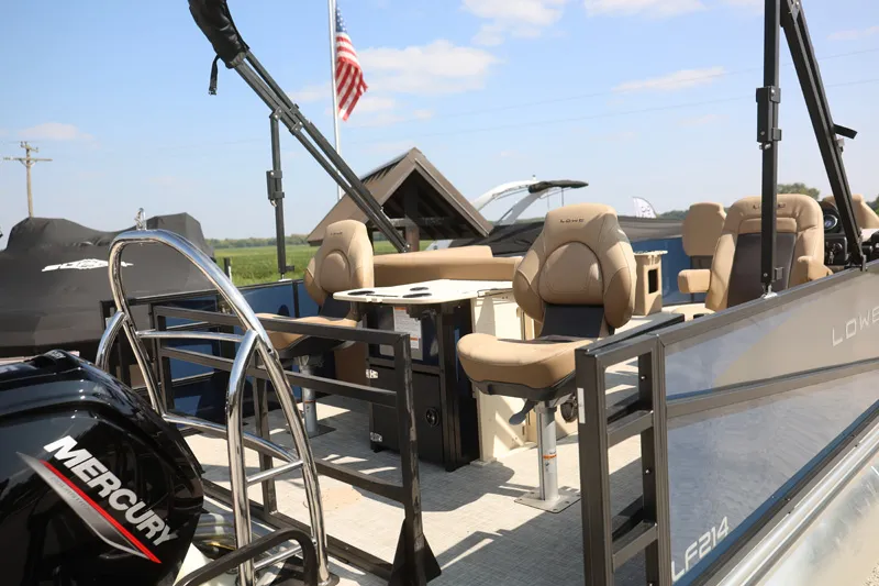 Slide: The Image of LOWE LF214 2026 - 7