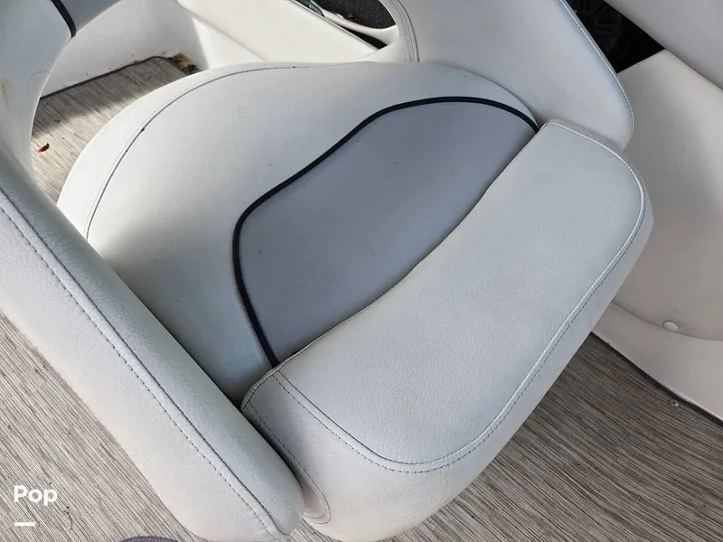 Slide: The Image of Rinker 21QX 2018 - 15311006