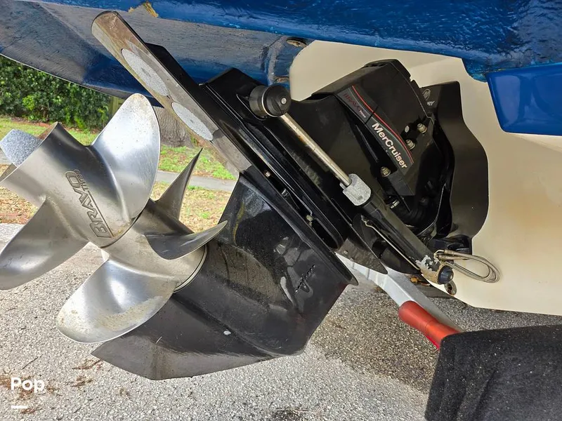 Slide: The Image of Rinker 21QX 2018 - 15310993